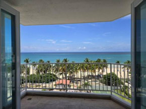 Tropical Chic Beach Paradise